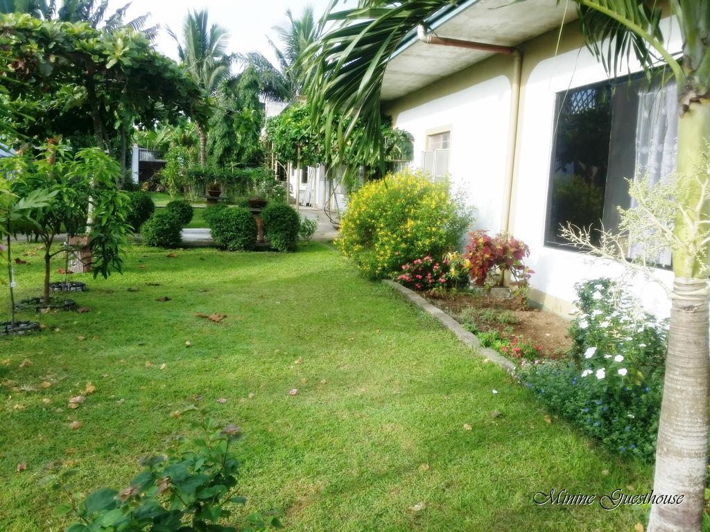 Minine Guesthouse Silang Kültér fotó
