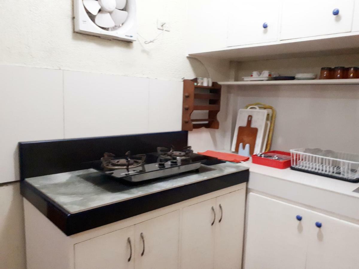 Minine Guesthouse Silang Kültér fotó